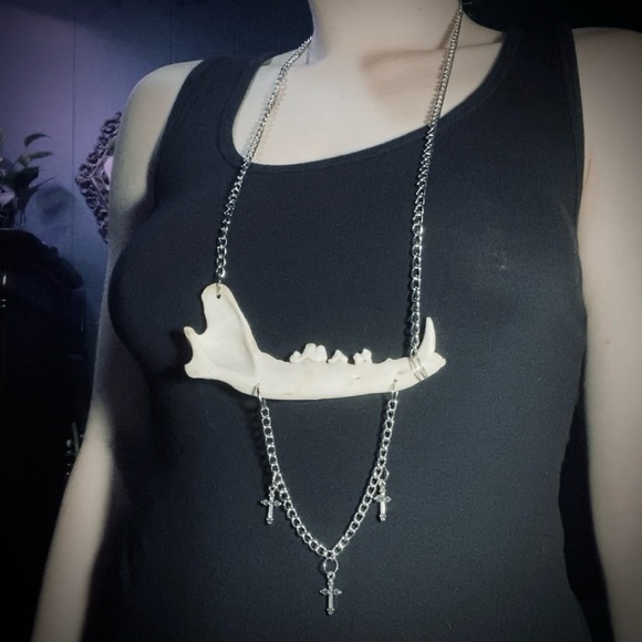 Bouquet Of Bones Jewelry - SOLD - COYOTE JAW BONE NECKLACE - ETHICALLY SOURCED!
